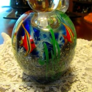 🐟🪸🐟 Gorgeous Vintage Signed 1993 VERY RARE Sea Life Art Glass Perfume Bottle
